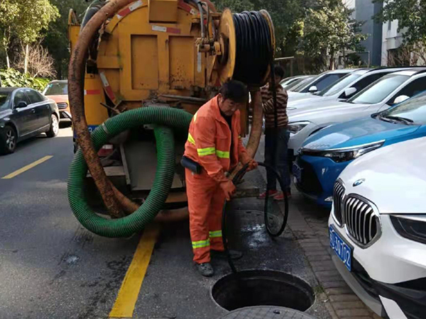 兴山排污管道清淤